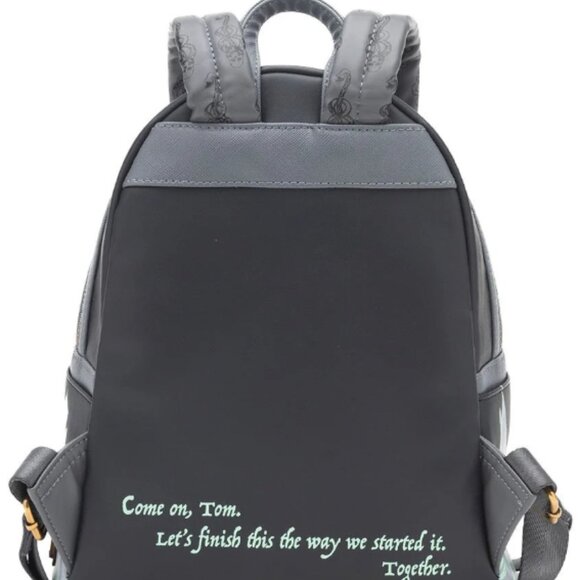 EXCLLUSIVE Loungefly Harry Potter Glow in the Dark Battle of Hogwarts Lenticular - Picture 11 of 12